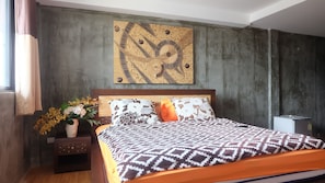 20 bedrooms, free minibar, free WiFi, bed sheets - Iris hostel (Chiang Mai)