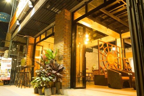 Iris hostel