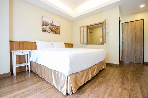 King Size Deluxe  | Wi-Fi ฟรี