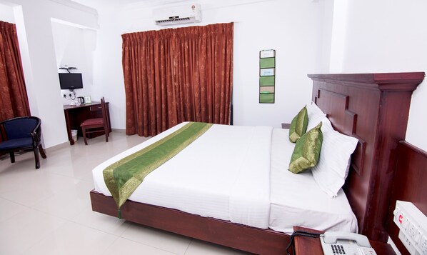 Deluxe Room, 1 Bedroom - Treebo Centre Point (Kanayannur)