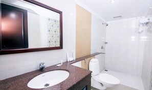 Standard Room, 1 Bedroom | Bathroom - Treebo Centre Point (Kanayannur)