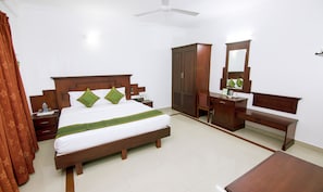Premium Room, 1 Bedroom | Desk, iron/ironing board, rollaway beds, free WiFi - Treebo Centre Point (Kanayannur)