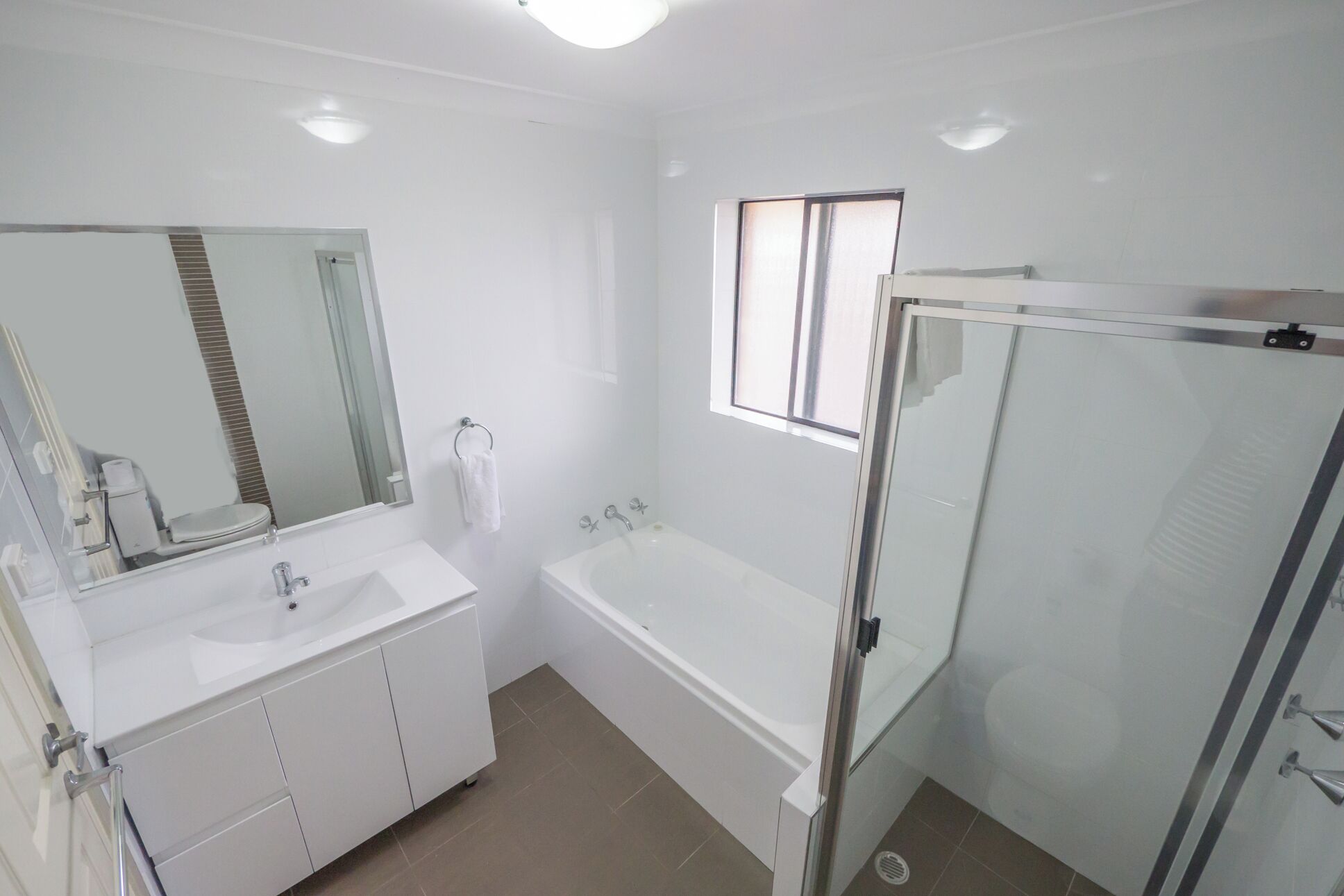 Apartment, 2 Bedrooms (35 Grose St) | Bathroom