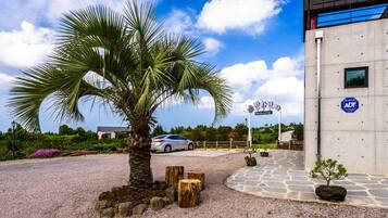 Aparcamiento sin asistencia gratuito