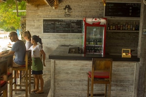 Snack bar