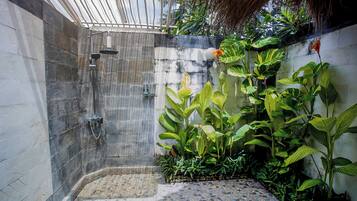Family Bungalow, 2 Bedrooms, Connecting Rooms, Pool View