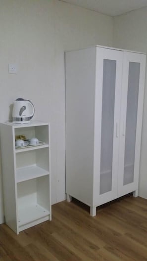 Chalet, 1 Bedroom | Iron/ironing board, free WiFi