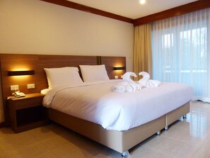 Rollaway beds, free WiFi