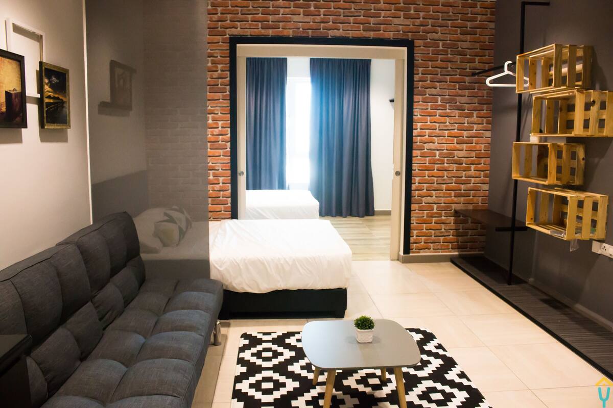 Studio Room with 2 Queen Beds | 收费 WiFi、床单