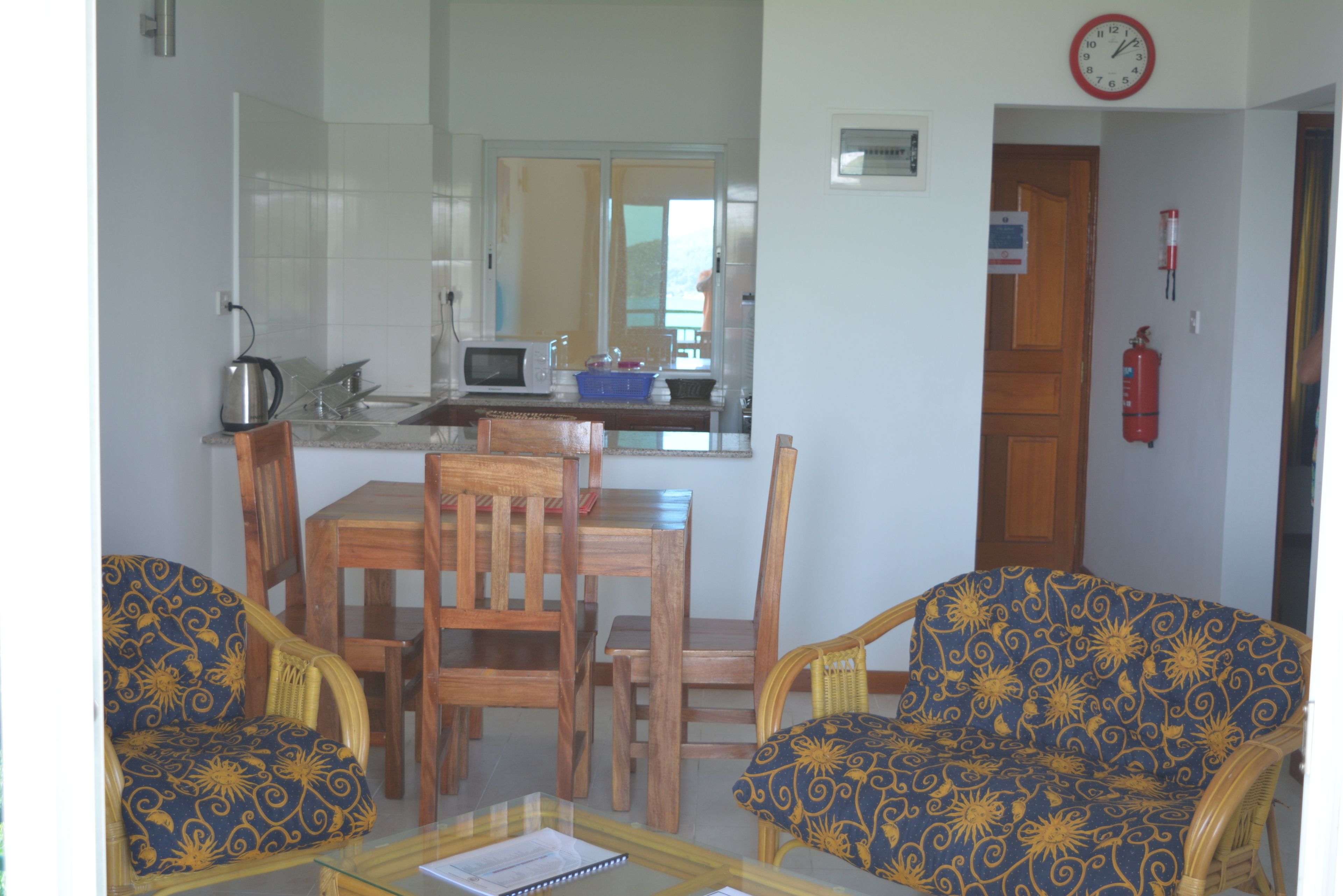 บริการอาหารในห้องพัก