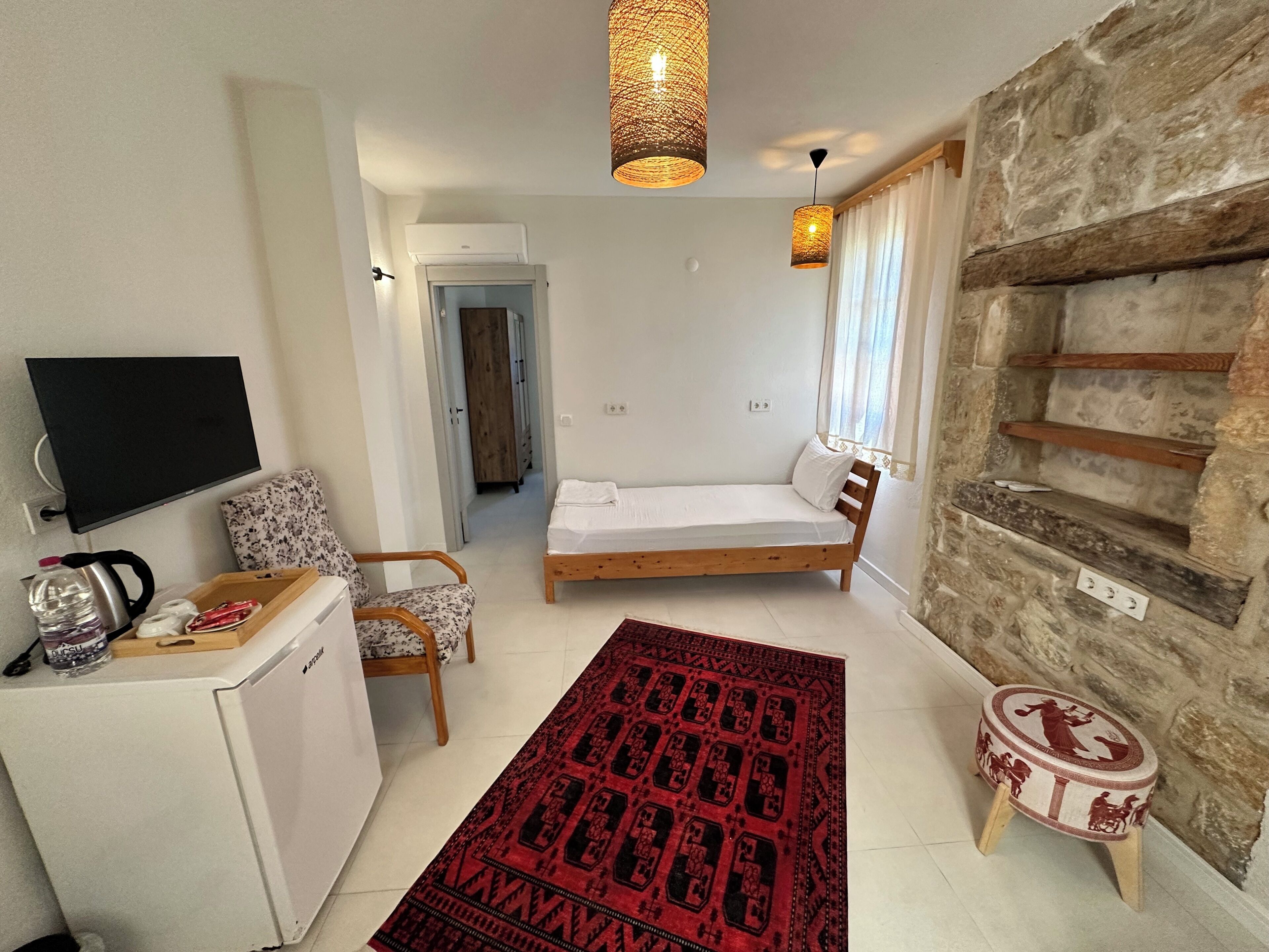 Rom – basic | Minibarvarer (inkludert), skrivebord og wi-fi (inkludert)