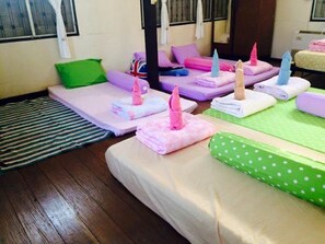 熨斗/熨衣板、折疊床/加床、免費無線上網、床單