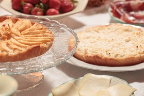 Daily buffet breakfast (EUR 10.00 per person)