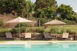 Seasonal outdoor pool, sun loungers - Agriturismo Bio Aia della Colonna (Roccalbegna)
