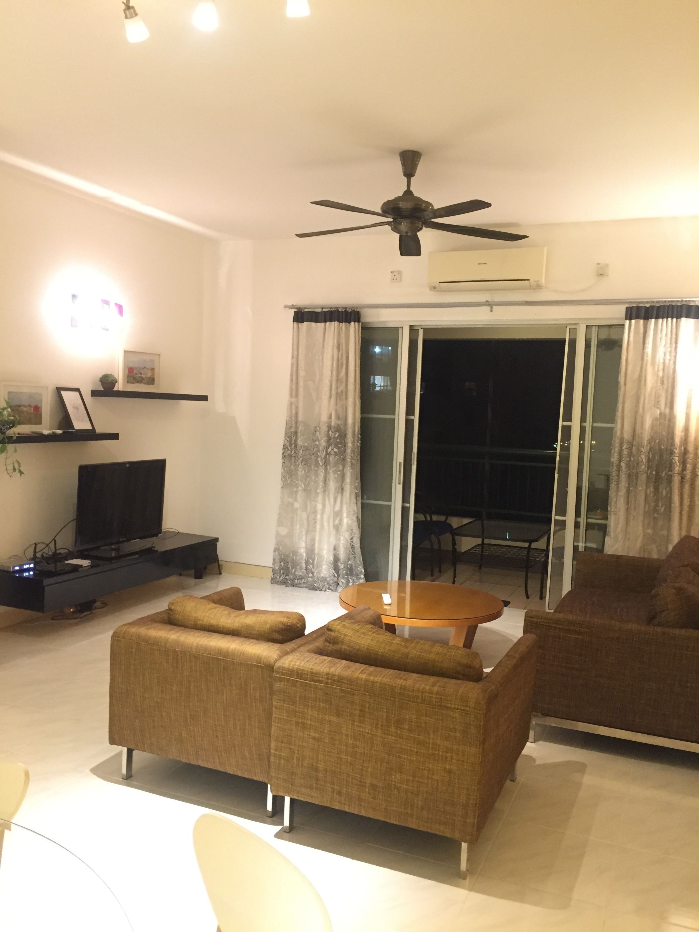 Panoramic Apartment, 3 Bedrooms, Pool Access, City View | Iron/ironing board, free WiFi