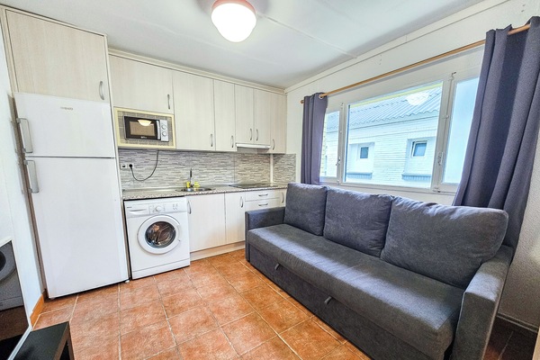 Apartment, 3 Schlafzimmer (7 pax) | Wohnbereich | Flachbildfernseher