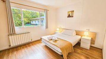 Apartment, 3 Bedrooms (8 pax) | 1 bedroom, individually decorated, individually furnished