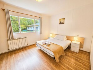 Apartment, 3 Schlafzimmer (8 pax) | 1 Schlafzimmer, individuell dekoriert, individuell eingerichtet