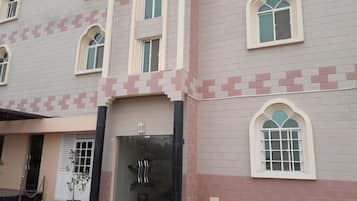 Entrada al alojamiento