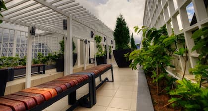 Play Residence at Golden Hills