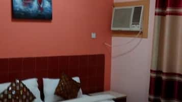 1 habitación, caja de seguridad en la habitación y cortinas blackout