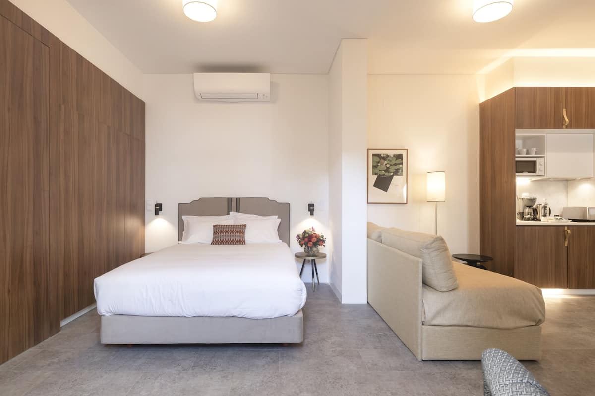 1 bedroom, premium bedding, in-room safe, soundproofing