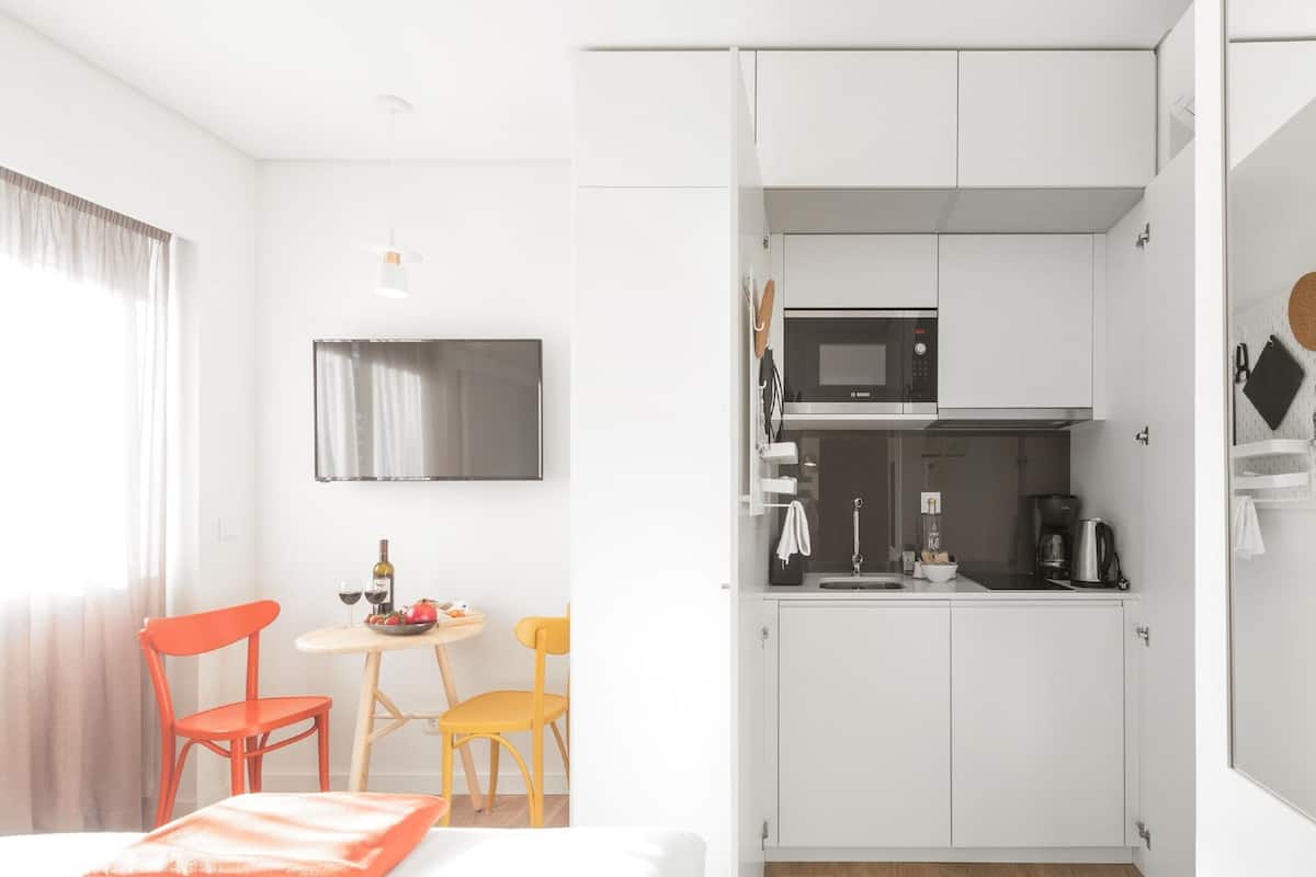 Private kitchenette