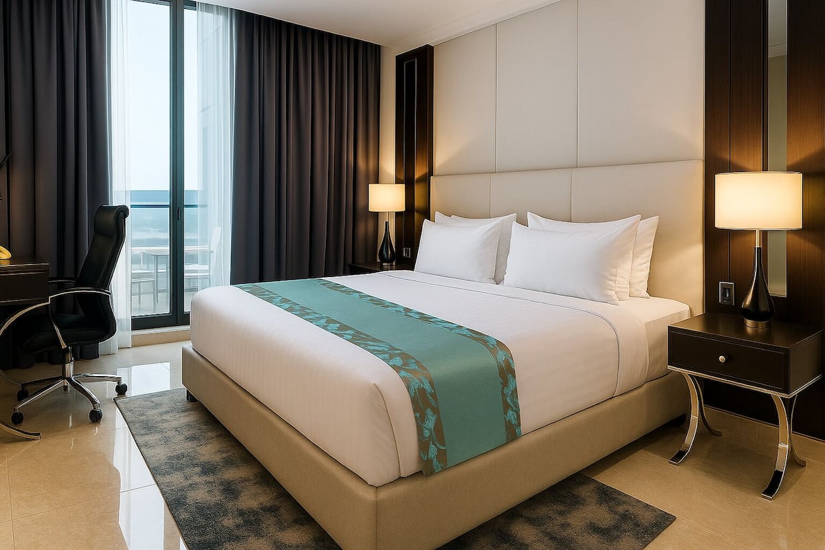 Deluxe Room, 1 King Bed, Non Smoking