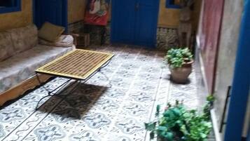 Apartemen | Area keluarga | TV layar datar