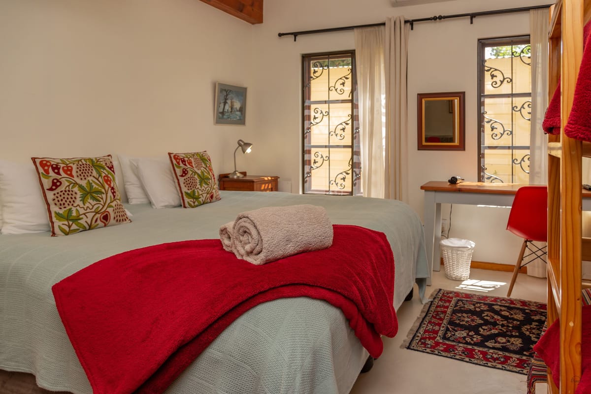 Family Room Ground Floor | 8 habitaciones, ropa de cama de alta calidad y camas Tempur-Pedic