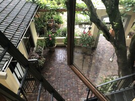 First Floor Apartment | Garden view