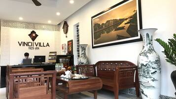 Zona de estar del vestíbulo