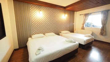 Family Room | Free WiFi