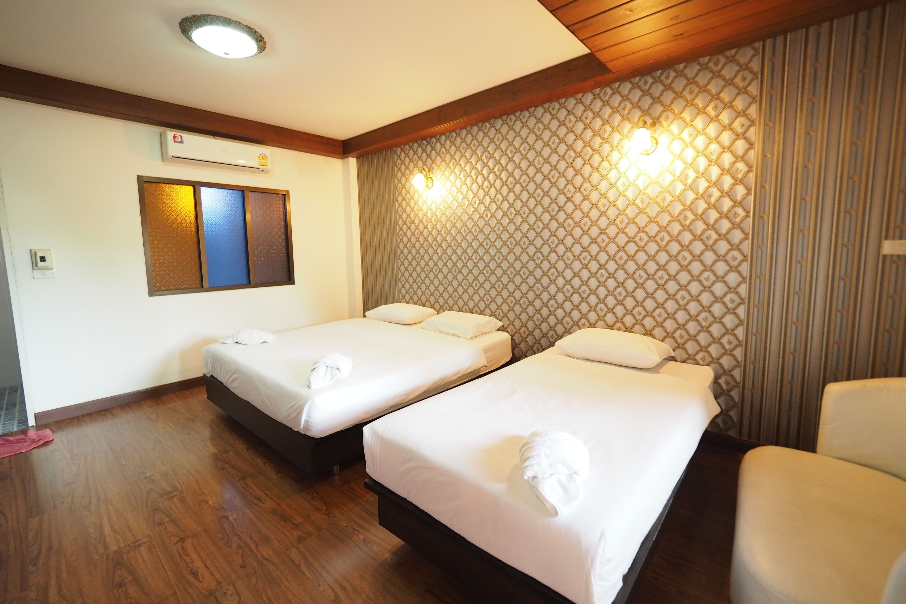 Chambre Familiale | Wi-Fi gratuit