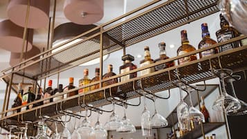 Bar (en la propiedad)