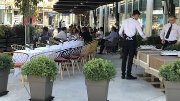 Ristorazione all'aperto