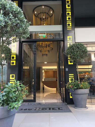 360 Degrees Pop Art Hotel