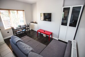 Superior Apartment, 3 Bedrooms | Living area