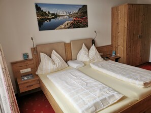Double Room, Mountain View