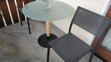 Quarto quádruplo, sacada, vista para a montanha | Sacada