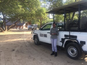 Airport shuttle - Khama Rhino Sanctuary (Paje)