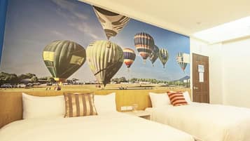 Deluxe Quadruple Room | Blackout curtains, rollaway beds, bed sheets, wheelchair access
