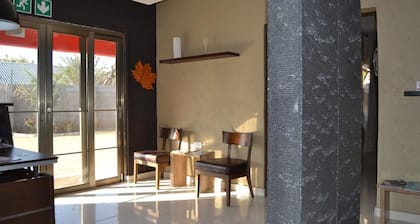 La Signature Guest House