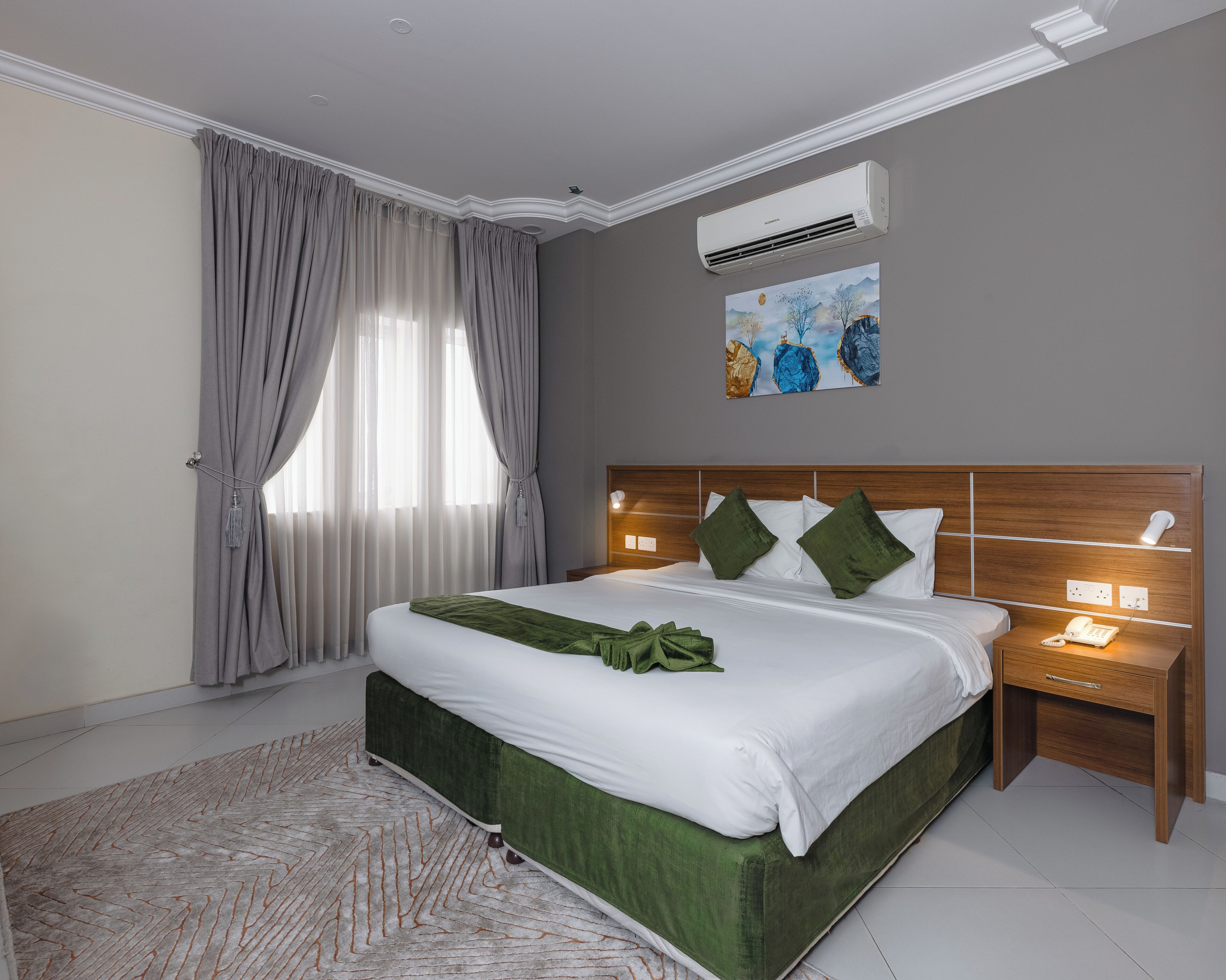 1 bedroom, in-room safe, rollaway beds, free wifi