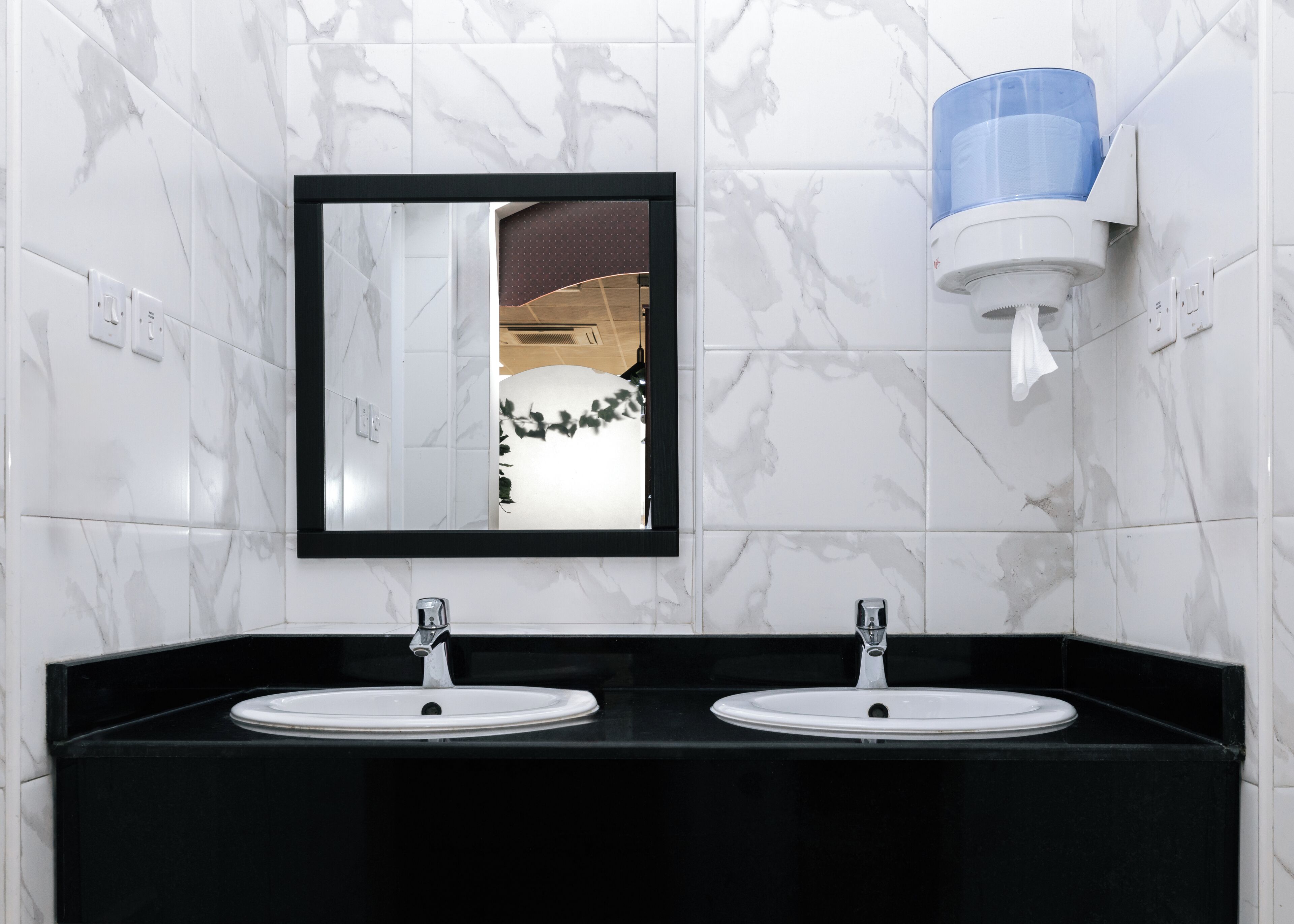 breakfast, lunch and dinner served