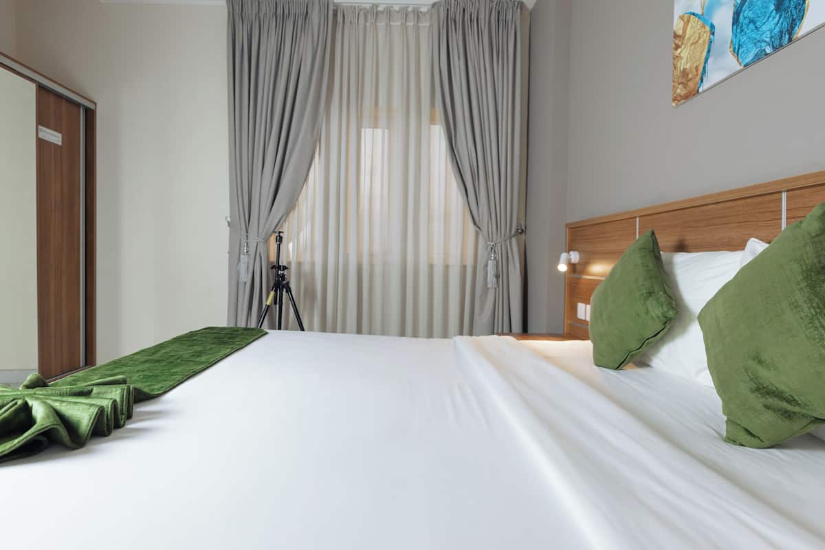 1 bedroom, in-room safe, rollaway beds, free wifi