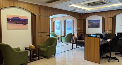 Al Murooj Hotel Apartments