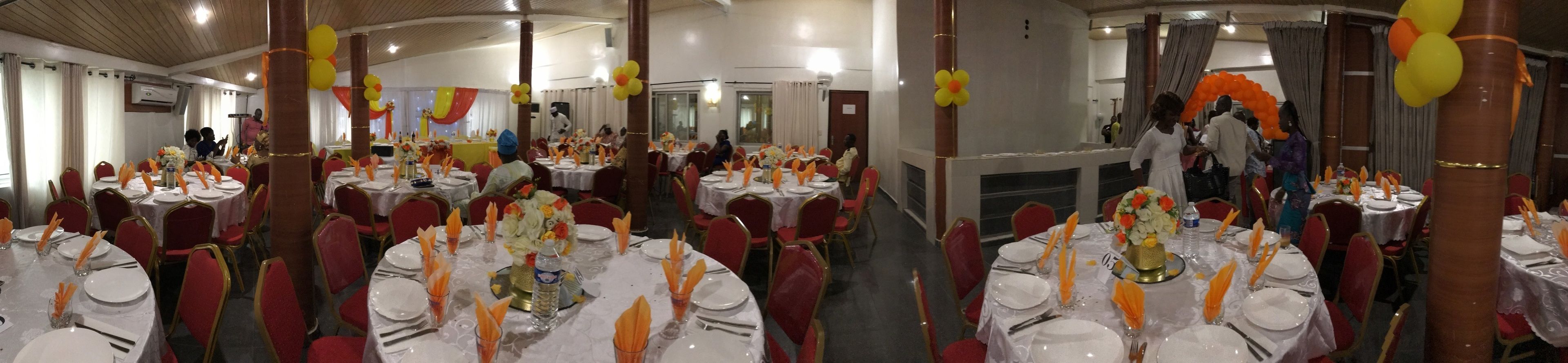 Breakfast, lunch, dinner served; international cuisine 