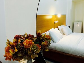 Standard Room | Minibar, in-room safe, desk, free WiFi