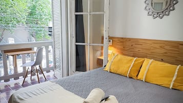 Classic Studio Suite | Down comforters, individually decorated, individually furnished